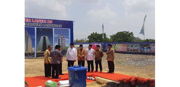 Presiden Jokowi Resmikan Masjid “Ki Bagus Hadikusumo” di Unmuh Lamongan Presiden Jokowi Resmikan Masjid “Ki Bagus Hadikusumo” di Unmuh Lamongan