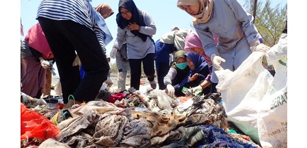 Prihatin Sampah Plastik, 4 Mahasiswi di Surabaya Dirikan Komunitas Nowaste Prihatin Sampah Plastik, 4 Mahasiswi di Surabaya Dirikan Komunitas Nowaste