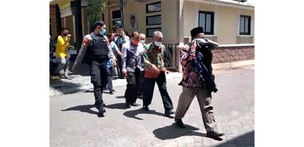 KPK Periksa 17 ASN Pemberi Suap Bupati Probolinggo KPK Periksa 17 ASN Pemberi Suap Bupati Probolinggo