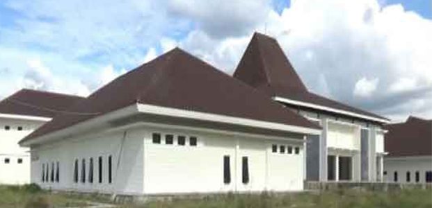 Proyek Pembangunan Gedung DPRD Kota Madiun Terancam Molor Proyek Pembangunan Gedung DPRD Kota Madiun Terancam Molor