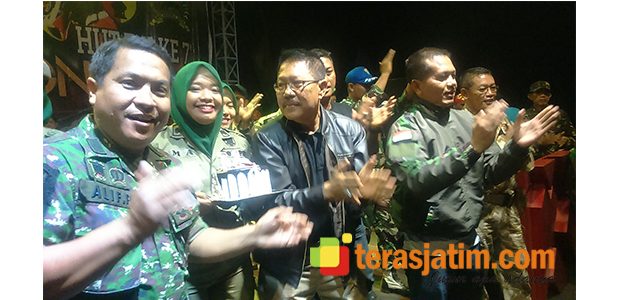 Puncak HUT TNI di Situbondo, Digelar Panggung Hiburan Prajurit Bersama Rakyat Puncak HUT TNI di Situbondo, Digelar Panggung Hiburan Prajurit Bersama Rakyat