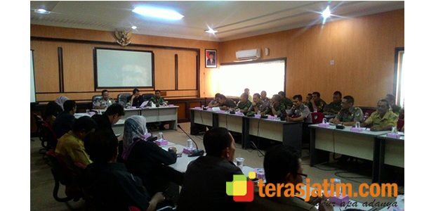 Rakor Pemulangan Eks Anggota Gafatar di Kediri Rakor Pemulangan Eks Anggota Gafatar di Kediri