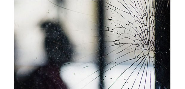 Kaca Rumah Dirusak, Seorang Warga Bandung Tulungagung Lapor Polisi Kaca Rumah Dirusak, Seorang Warga Bandung Tulungagung Lapor Polisi