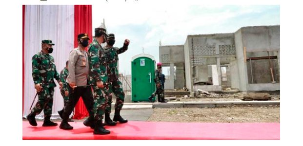 Panglima TNI Resmikan Rumah Khusus Keluarga KRI Nanggala 402 di Sidoarjo Panglima TNI Resmikan Rumah Khusus Keluarga KRI Nanggala 402 di Sidoarjo