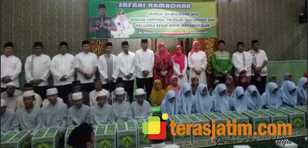 Safari Ramadhan di Bangkalan, Danrem Bhaskara Jaya Ajak Seluruh Pihak Saling Bersinergi Safari Ramadhan di Bangkalan, Danrem Bhaskara Jaya Ajak Seluruh Pihak Saling Bersinergi