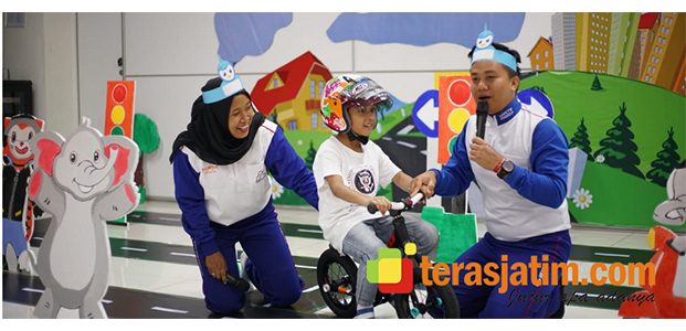 Sambut Hari Anak Nasional, MPM Edukasi Berkendara Kepada Anak-Anak Karyawan Sambut Hari Anak Nasional, MPM Edukasi Berkendara Kepada Anak-Anak Karyawan