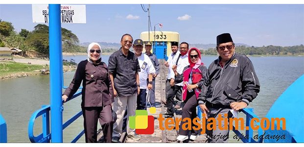 Sambut Ketua DPP PDIP, Bupati Bojonegoro Sebut Ajukan Blue Print Irigasi dan Waduk Pejok Sambut Ketua DPP PDIP, Bupati Bojonegoro Sebut Ajukan Blue Print Irigasi dan Waduk Pejok