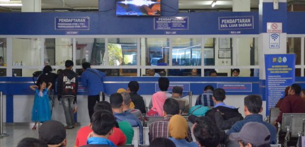 Pemprov Jatim Tak Naikkan Pajak Kendaraan, Masyarakat Diminta Taat Pajak Pemprov Jatim Tak Naikkan Pajak Kendaraan, Masyarakat Diminta Taat Pajak