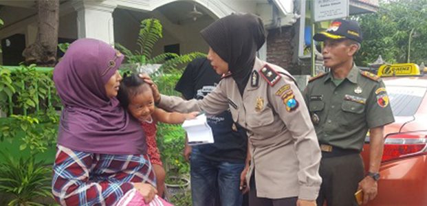 Sang Ibu Tertidur, Bocah 2 Tahun Tercebur Selokan dan Terbawa Arus Air Sang Ibu Tertidur, Bocah 2 Tahun Tercebur Selokan dan Terbawa Arus Air