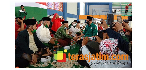 Satukan Dukungan, Ketua PWNU Jatim Baiat Ketua PKB Lamongan Satukan Dukungan, Ketua PWNU Jatim Baiat Ketua PKB Lamongan