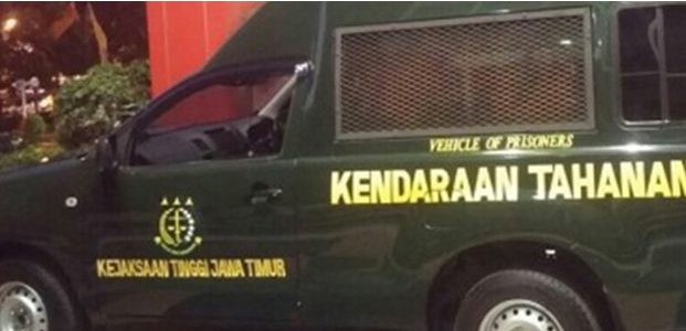 Diduga Selewengkan Dana Sapi, 16 Warga Pacitan Ditahan Kejati Jatim Diduga Selewengkan Dana Sapi, 16 Warga Pacitan Ditahan Kejati Jatim