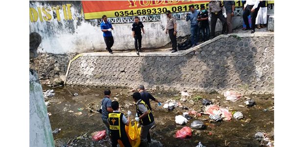 Tukang Becak asal Kras Kediri Ditemukan Tewas di Sungai Tukang Becak asal Kras Kediri Ditemukan Tewas di Sungai
