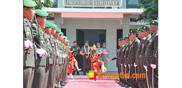 Setahun Lebih Jabat Danrem di Malang, Kolonel Bagus Lanjutkan Pendidikan Militernya di AS Setahun Lebih Jabat Danrem di Malang, Kolonel Bagus Lanjutkan Pendidikan Militernya di AS