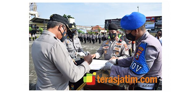 Teken Pakta Integritas, Jajaran Polresta Sidoarjo Komitmen Anti Penyalahgunaan Narkoba dan Senpi Teken Pakta Integritas, Jajaran Polresta Sidoarjo Komitmen Anti Penyalahgunaan Narkoba dan Senpi