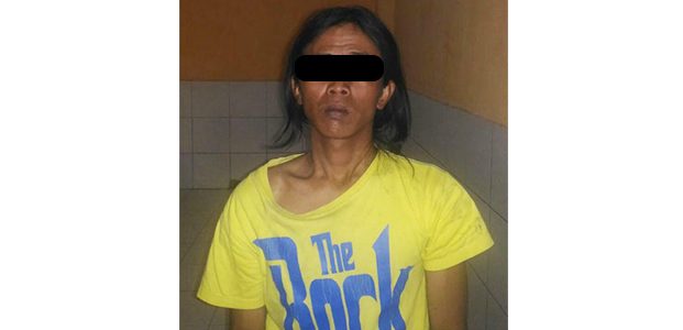 Tak Terima Istrinya Dicium, Pria asal Jember ini Bacok Teman Sendiri Tak Terima Istrinya Dicium, Pria asal Jember ini Bacok Teman Sendiri