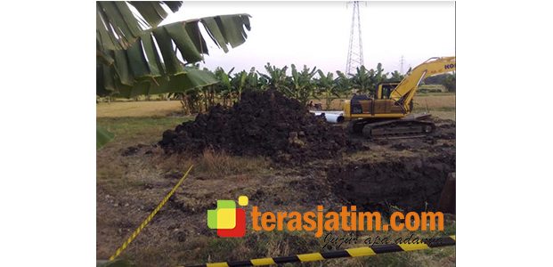 Tanpa Ijin, Lahan Warga di Bojonegoro Digali Untuk Pemasangan Pipa Pertagas Tanpa Ijin, Lahan Warga di Bojonegoro Digali Untuk Pemasangan Pipa Pertagas