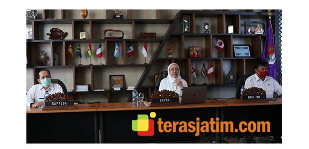 Teleconference dengan DRD, Bupati Bojonegoro Ingin BUMDes Bisa Fokus Teleconference dengan DRD, Bupati Bojonegoro Ingin BUMDes Bisa Fokus