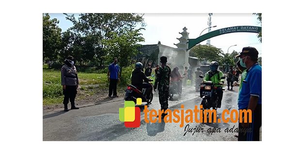 Putus Rantai Covid-19, TNI-Polri Gelar Razia Gabungan di Perbatasan Selatan Lamongan Putus Rantai Covid-19, TNI-Polri Gelar Razia Gabungan di Perbatasan Selatan Lamongan