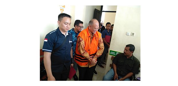 Bupati Malang Nonaktif Mulai Diadili dalam Kasus suap dan Gratifikasi Bupati Malang Nonaktif Mulai Diadili dalam Kasus suap dan Gratifikasi