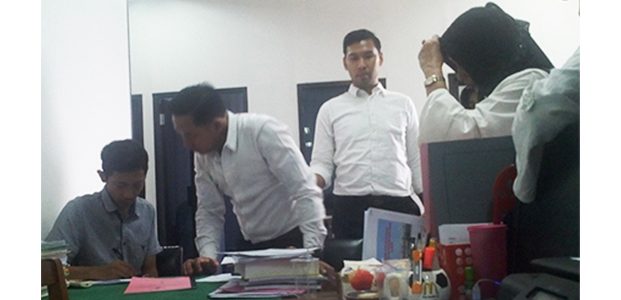 Pasca OTT, Polres Gresik Geledah Kantor Inspektorat Pasca OTT, Polres Gresik Geledah Kantor Inspektorat