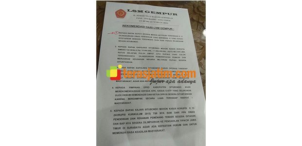 Terkait Penuntasan Kasus Korupsi, Polres Situbondo Sebut Tuntutan Aktivis Tak Beralasan Terkait Penuntasan Kasus Korupsi, Polres Situbondo Sebut Tuntutan Aktivis Tak Beralasan