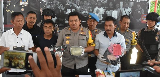 Terlibat Curanmor dan Setubuhi Anak di Bawah Umur, Pria asal Bendungan Trenggalek Dijerat Pasal Berlapis Terlibat Curanmor dan Setubuhi Anak di Bawah Umur, Pria asal Bendungan Trenggalek Dijerat Pasal Berlapis