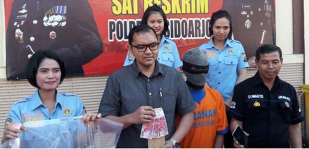 Terlilit Hutang, Pria asal Krian Sidoarjo ini Jual Istrinya Terlilit Hutang, Pria asal Krian Sidoarjo ini Jual Istrinya
