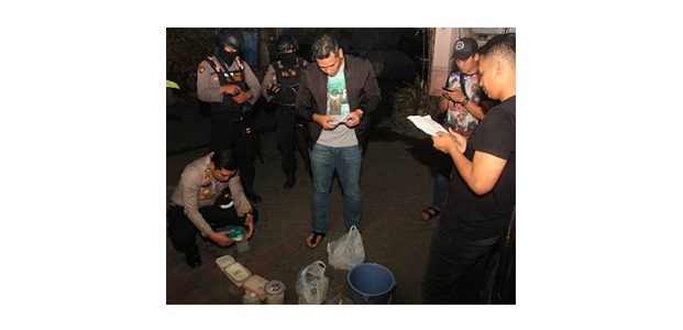 3 Pemuda di Menganti Gresik Tewas Karena Miras Oplosan, Polisi Tangkap Peraciknya 3 Pemuda di Menganti Gresik Tewas Karena Miras Oplosan, Polisi Tangkap Peraciknya