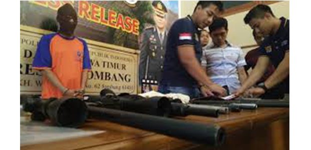 Tiga Tahun Rakit Senjata Api, Tukang Listrik di Jombang Diamankan Polisi Tiga Tahun Rakit Senjata Api, Tukang Listrik di Jombang Diamankan Polisi