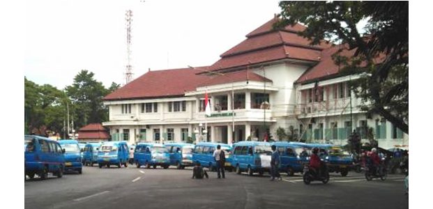 Tolak Taksi Online, Hari Ini Sopir Angkot di Malang Kembali Gelar Demo Tolak Taksi Online, Hari Ini Sopir Angkot di Malang Kembali Gelar Demo