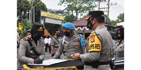 Kapolres Trenggalek Pimpin Sertijab Sejumlah Pejabat Utama dan Kapolsek