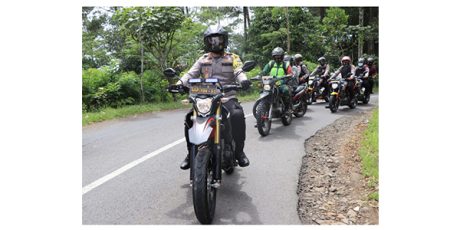 Masih Ada Yang Abai Terhadap Prokes, Kapolres Trenggalek Pimpin Patroli Covid Hunter