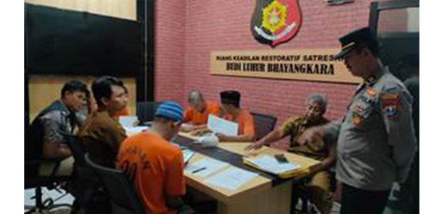 Jadi Tahanan Polisi, 4 Pelajar Ikuti Ujian Akhir Sekolah di Mapolres Trenggalek