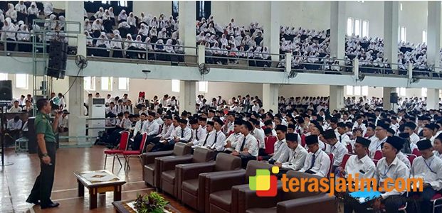 Mahasiswa Baru UIN Malang Dibekali Wawasan Kebangsaan Mahasiswa Baru UIN Malang Dibekali Wawasan Kebangsaan
