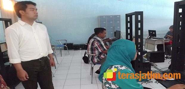 Ribuan Guru Di Kabupaten Malang Tidak Kuasai IT Ribuan Guru Di Kabupaten Malang Tidak Kuasai IT