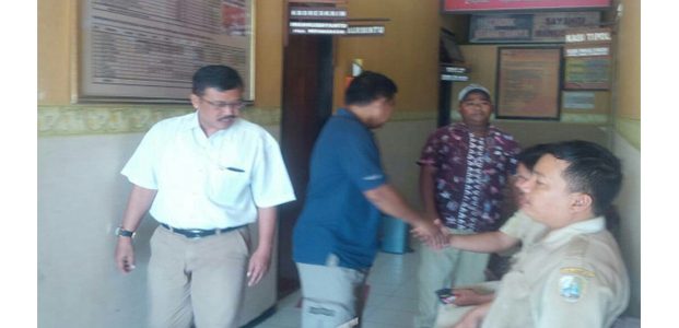 Lagi, Sejumlah Oknum PNS di Pemkab Sampang Terjaring OTT Saber Pungli Lagi, Sejumlah Oknum PNS di Pemkab Sampang Terjaring OTT Saber Pungli