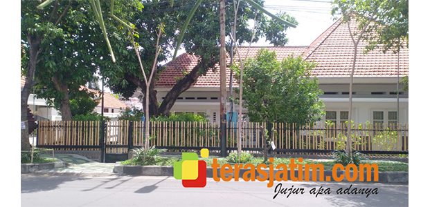 Usai Digeledah KPK, Rumah Pribadi Bupati Sidoarjo Sepi Usai Digeledah KPK, Rumah Pribadi Bupati Sidoarjo Sepi