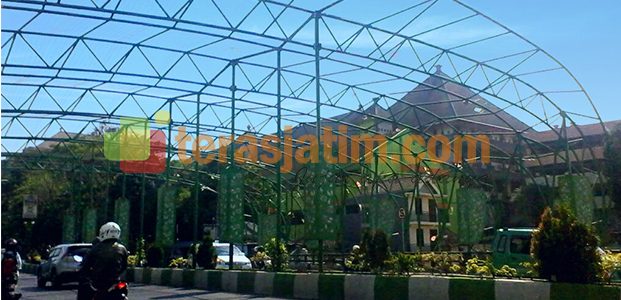 Jembatan Celaket bukan Cagar Budaya Jembatan Celaket bukan Cagar Budaya