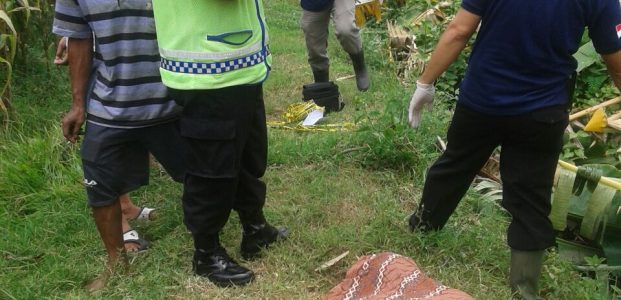 Wanita asal Pare Kediri Ditemukan Tewas di Sungai Harinjing Wanita asal Pare Kediri Ditemukan Tewas di Sungai Harinjing