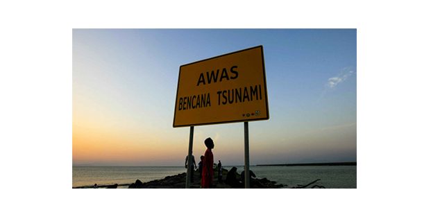 Warga di Pesisir Pantai Diminta Kenali Tanda Awal Terjadinya Tsunami Warga di Pesisir Pantai Diminta Kenali Tanda Awal Terjadinya Tsunami