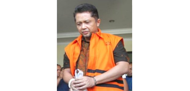 Kasus Korupsi Pemotongan Dana Insentif Pegawai BPPD Sidoarjo, Ari Suryono Divonis 5 Tahun Bui Kasus Korupsi Pemotongan Dana Insentif Pegawai BPPD Sidoarjo, Ari Suryono Divonis 5 Tahun Bui