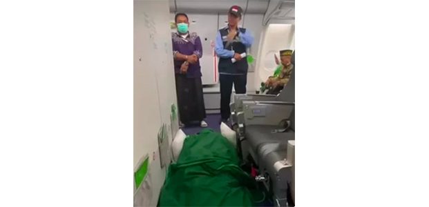 Jemaah Wanita asal Sidoarjo Meninggal di Pesawat, Pemerintah Pastikan Badal Haji Jemaah Wanita asal Sidoarjo Meninggal di Pesawat, Pemerintah Pastikan Badal Haji