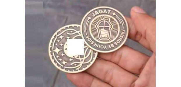 Perburuan Koin Jagat Marak, Sejumlah Taman dan Jalur Hijau di Kota Surabaya Rusak Perburuan Koin Jagat Marak, Sejumlah Taman dan Jalur Hijau di Kota Surabaya Rusak