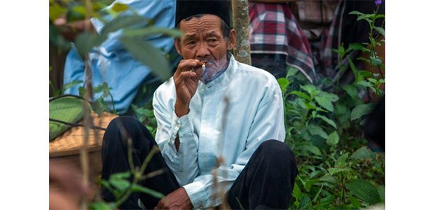 Di Jatim, Warga Perdesaan Lebih Banyak Membeli Rokok Dibanding Perkotaan