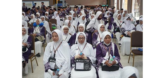 2 Kloter Terakhir Jemaah Haji Gelombang Pertama Diterbangkan ke Tanah Suci 2 Kloter Terakhir Jemaah Haji Gelombang Pertama Diterbangkan ke Tanah Suci