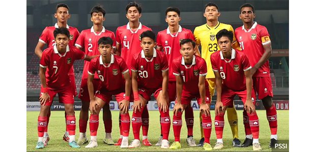 Meski Dapat Dukungan Penuh Suporter, Tim U-17 Indonesia Pantang Remehkan Ekuador Meski Dapat Dukungan Penuh Suporter, Tim U-17 Indonesia Pantang Remehkan Ekuador