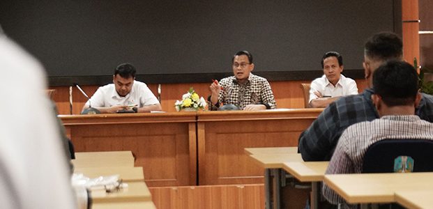 KPK Gelar Diskusi Bareng Awak Media Jatim KPK Gelar Diskusi Bareng Awak Media Jatim