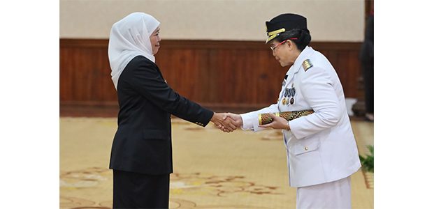 Abdullah Abu Bakar Purna Tugas, Dr Zanariah Jadi Pj Walikota Kediri Abdullah Abu Bakar Purna Tugas, Dr Zanariah Jadi Pj Walikota Kediri