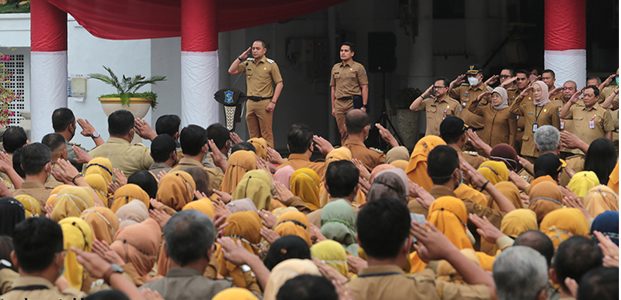 Tak Harus Ngantor, Cak Eri Wacanakan ASN Bekerja dari Mana Saja Tak Harus Ngantor, Cak Eri Wacanakan ASN Bekerja dari Mana Saja