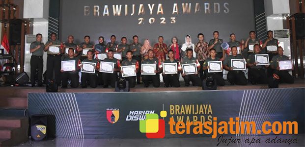 Sejumlah Babinsa Berprestasi di Jatim Terima Penghargaan Brawijaya Awards
